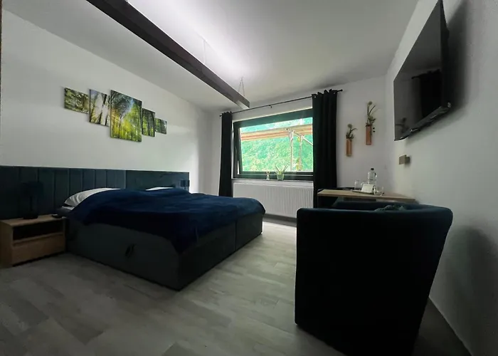 Holi Day 2-bett App 4 *